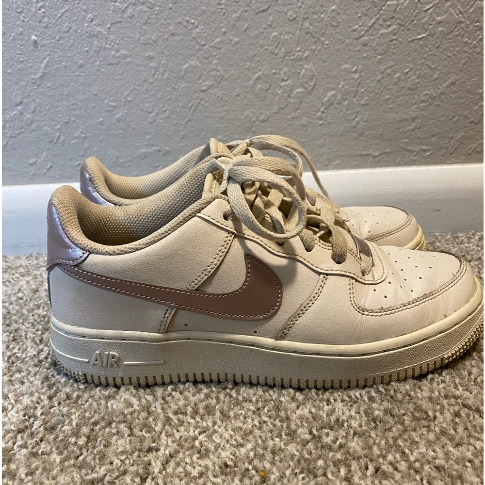 Nike Air Force 1